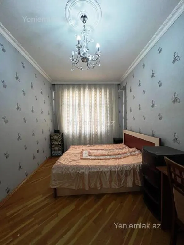 Satılır 2 otaqlı yeni tikili 72 m²