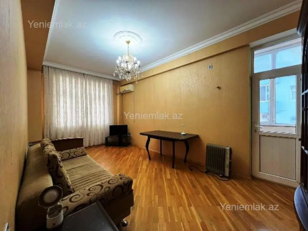 Satılır 2 otaqlı yeni tikili 72 m²