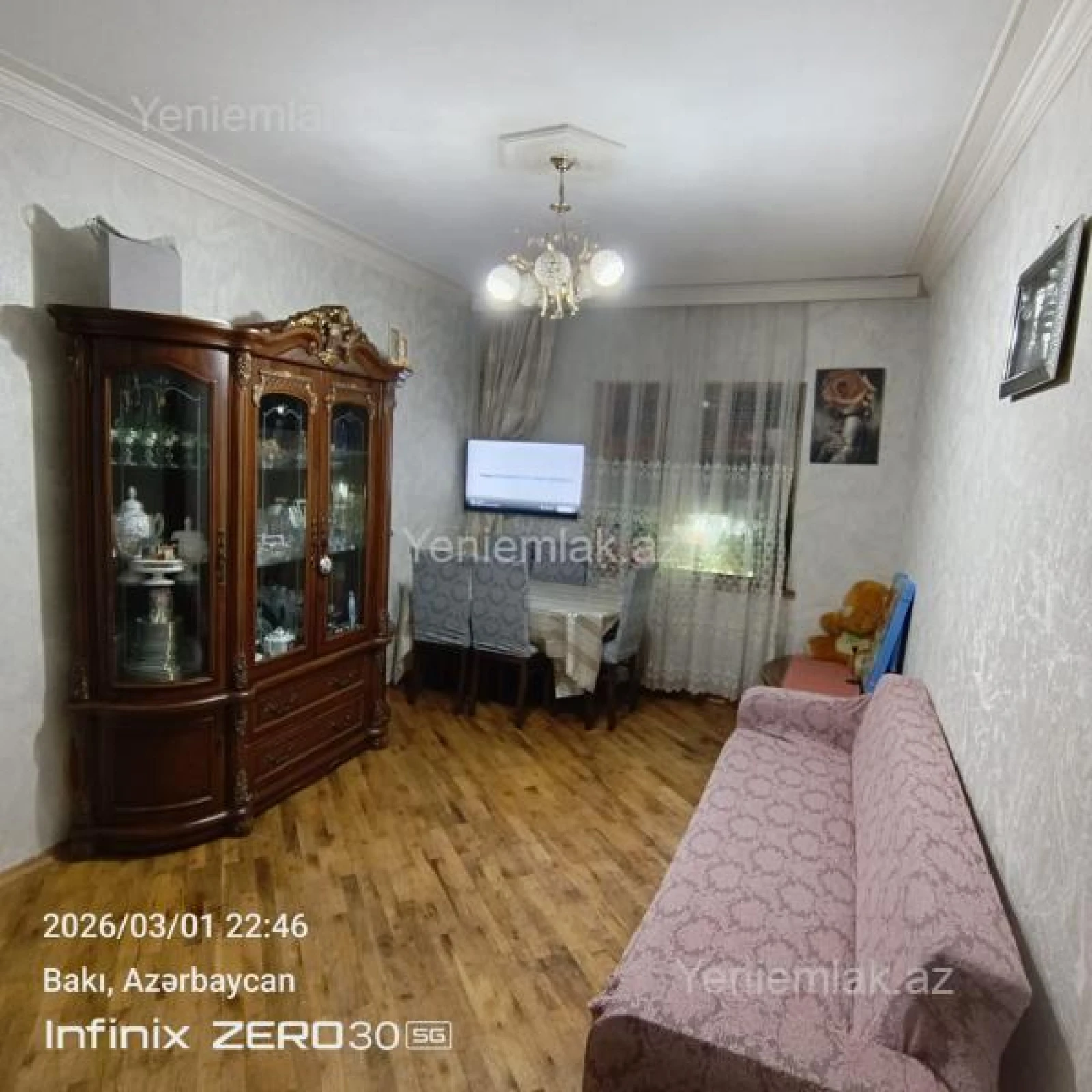 Satılır 2 otaqlı köhnə tikili 65 m²