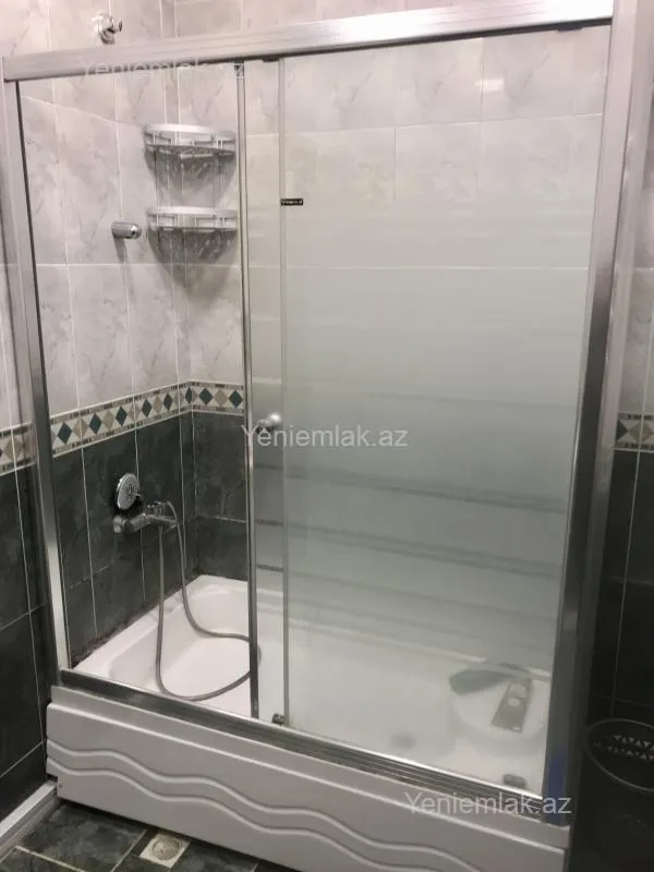 Satılır 4 otaqlı yeni tikili 142 m²