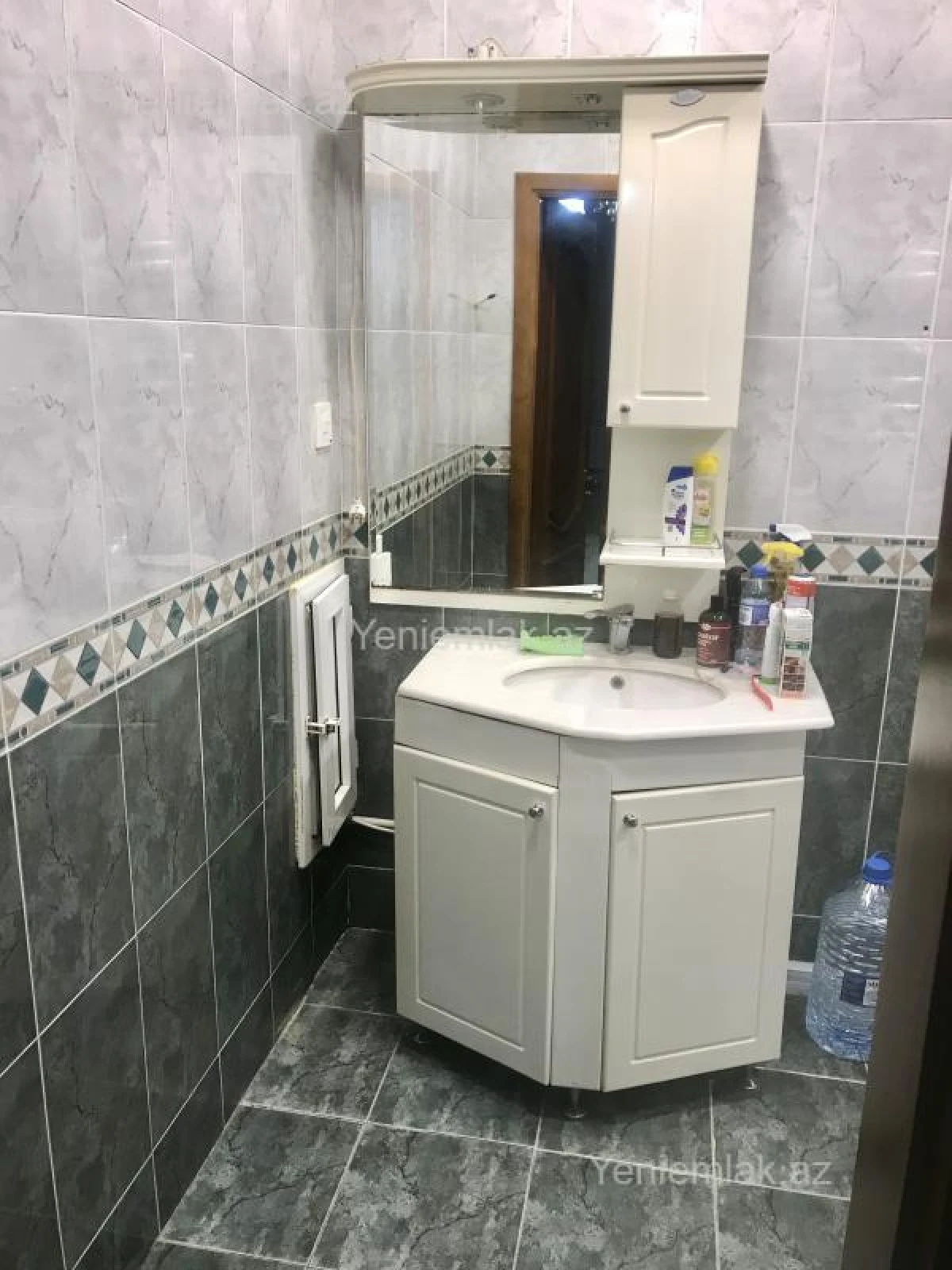 Satılır 4 otaqlı yeni tikili 142 m²