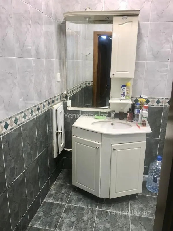 Satılır 4 otaqlı yeni tikili 142 m²