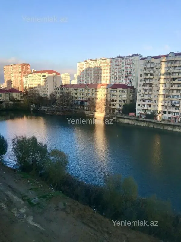 Satılır 4 otaqlı yeni tikili 142 m²