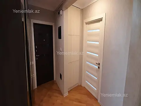 Satılır 3 otaqlı köhnə tikili 71 m²