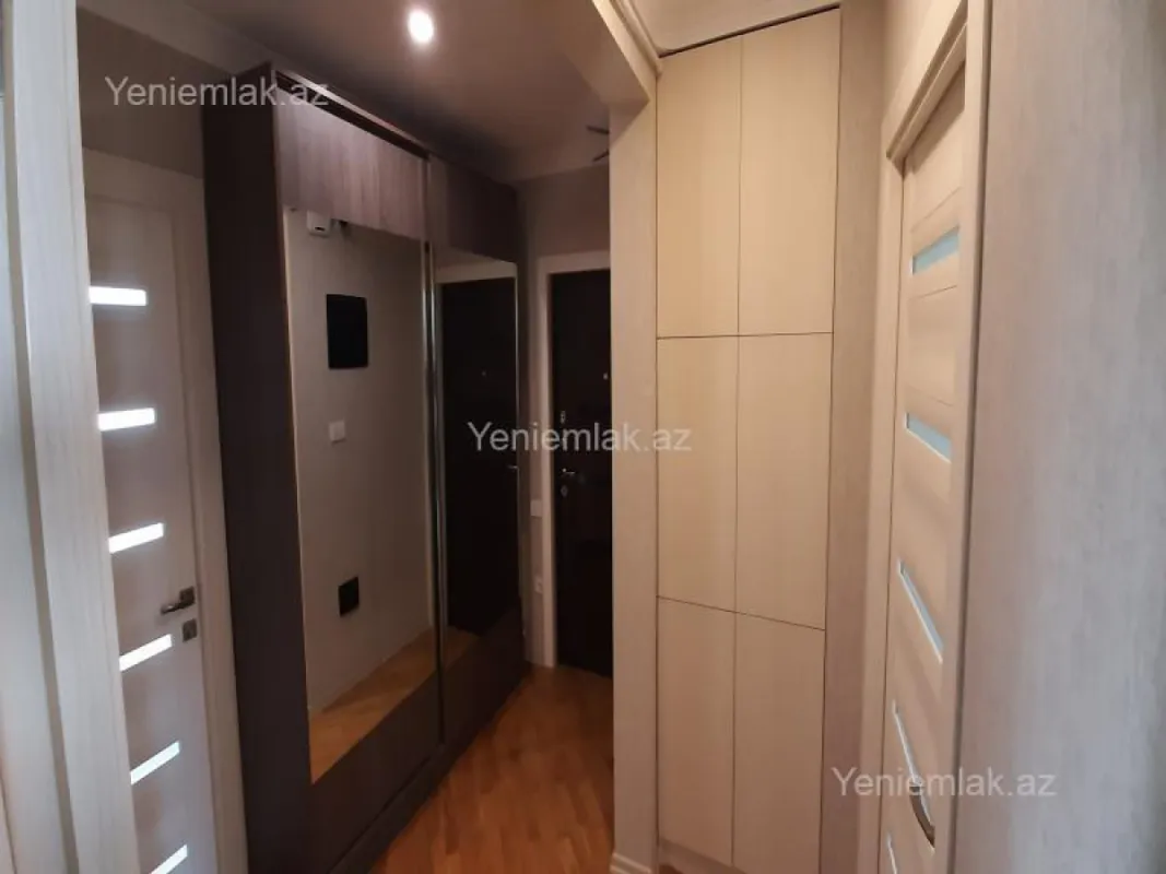Satılır 3 otaqlı köhnə tikili 71 m²
