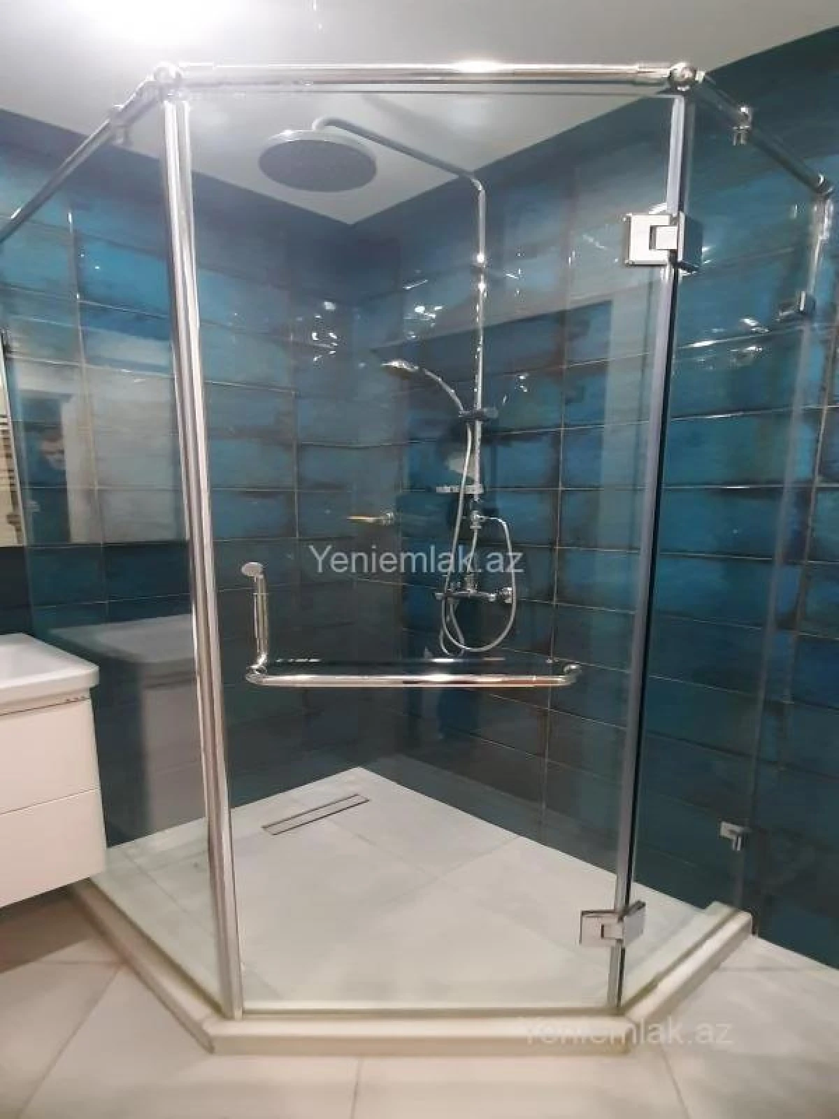 Satılır 3 otaqlı köhnə tikili 71 m²