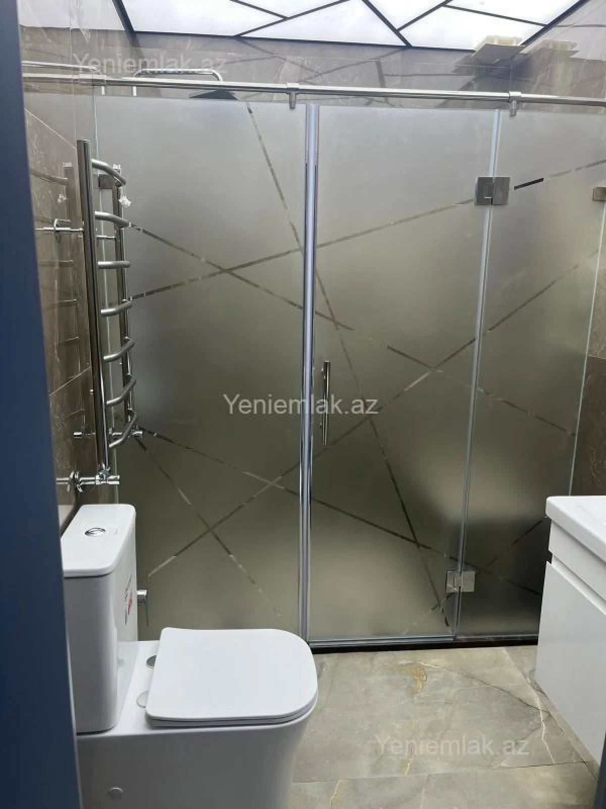 Satılır 3 otaqlı yeni tikili 120 m²