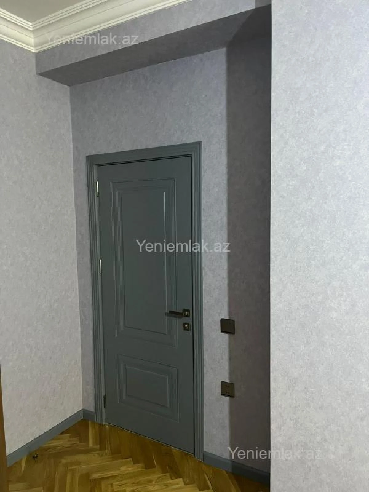 Satılır 3 otaqlı yeni tikili 120 m²