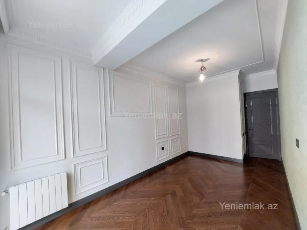 Satılır 4 otaqlı yeni tikili 225 m²
