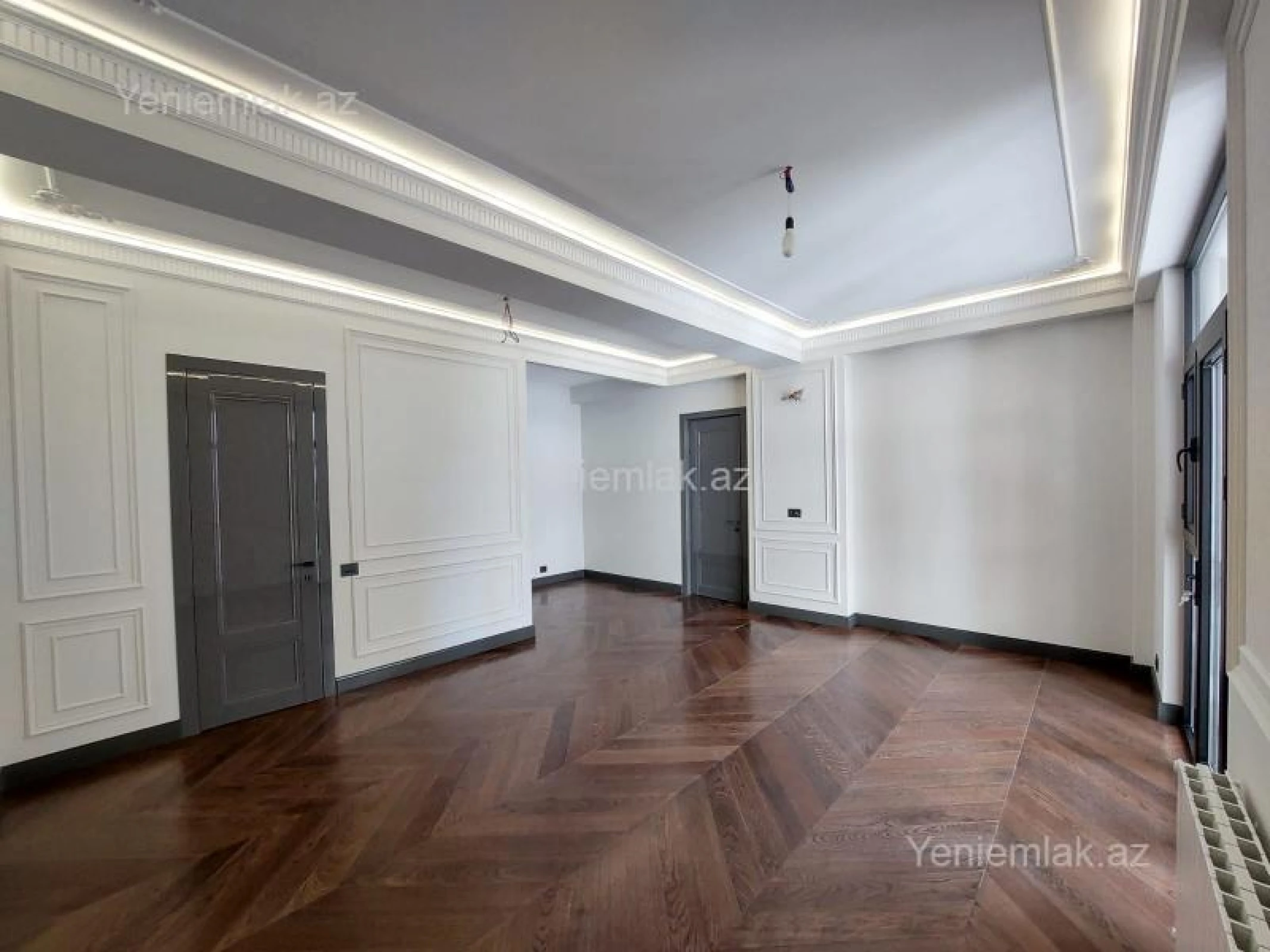 Satılır 4 otaqlı yeni tikili 225 m²