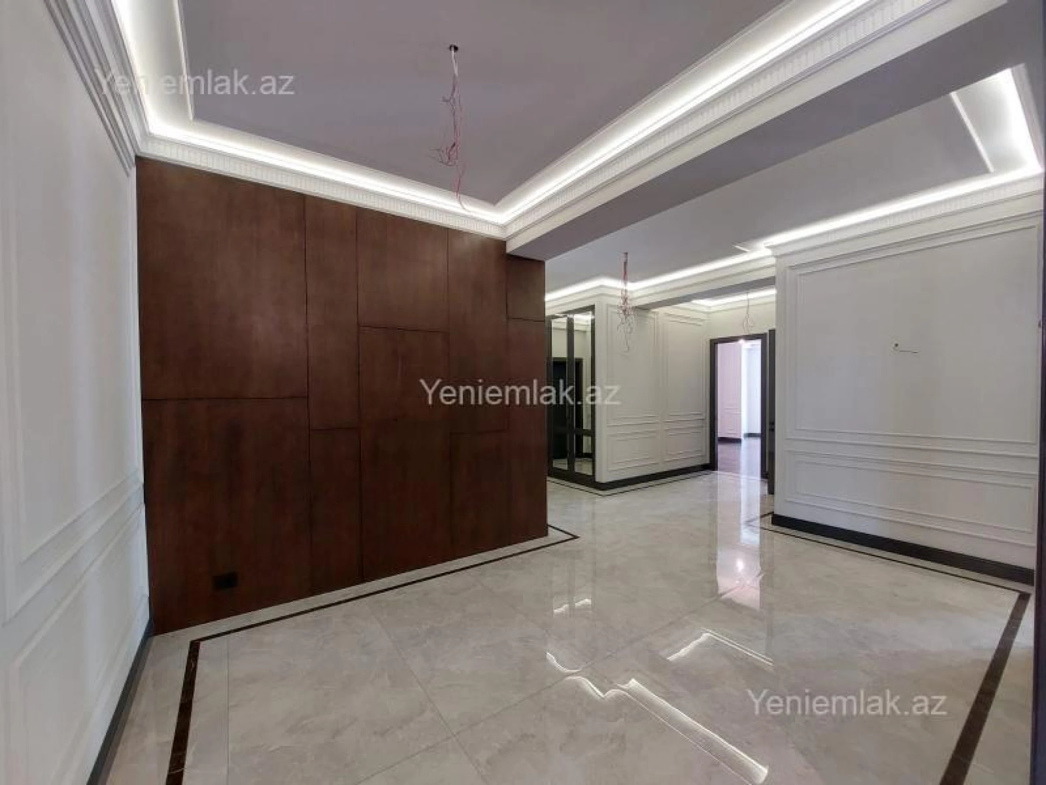 Satılır 4 otaqlı yeni tikili 225 m²