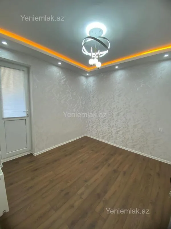 Satılır 3 otaqlı köhnə tikili 60 m²