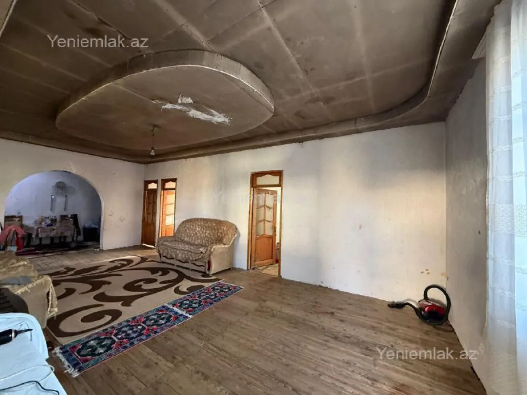 Satılır 4 otaqlı həyət evi 110 m²