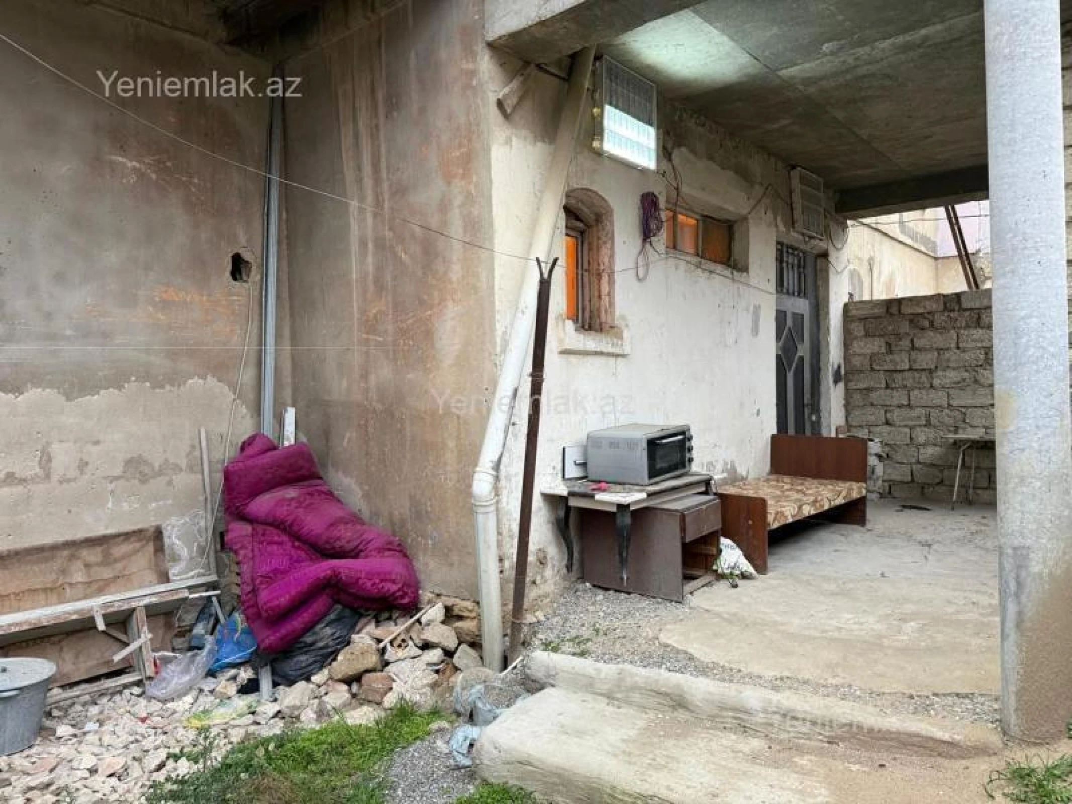 Satılır 2 otaqlı həyət evi 43 m²