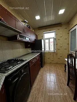 Satılır 3 otaqlı köhnə tikili 68 m²