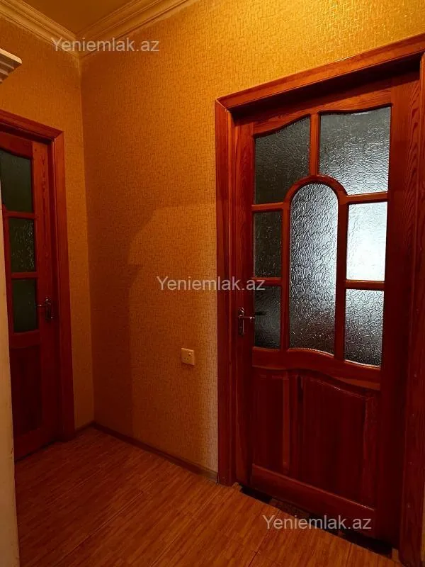 Satılır 3 otaqlı köhnə tikili 68 m²