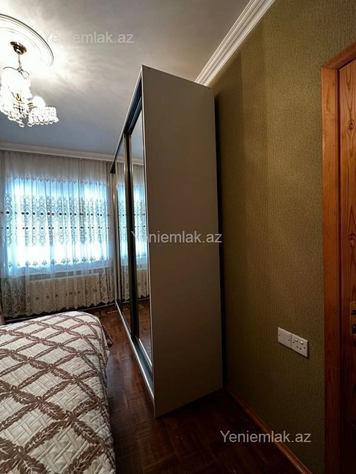 Satılır 3 otaqlı köhnə tikili 68 m²