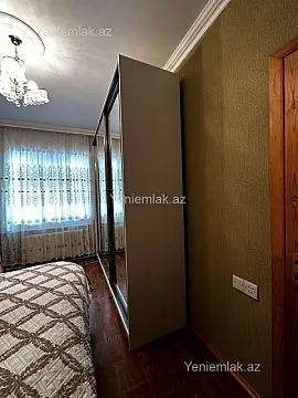 Satılır 3 otaqlı köhnə tikili 68 m²