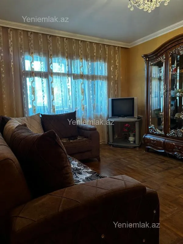 Satılır 3 otaqlı köhnə tikili 68 m²