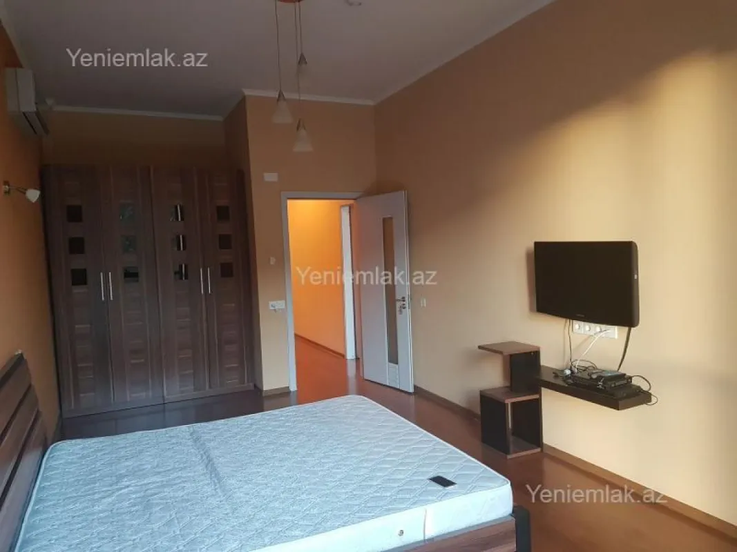 Satılır 2 otaqlı yeni tikili 96 m²