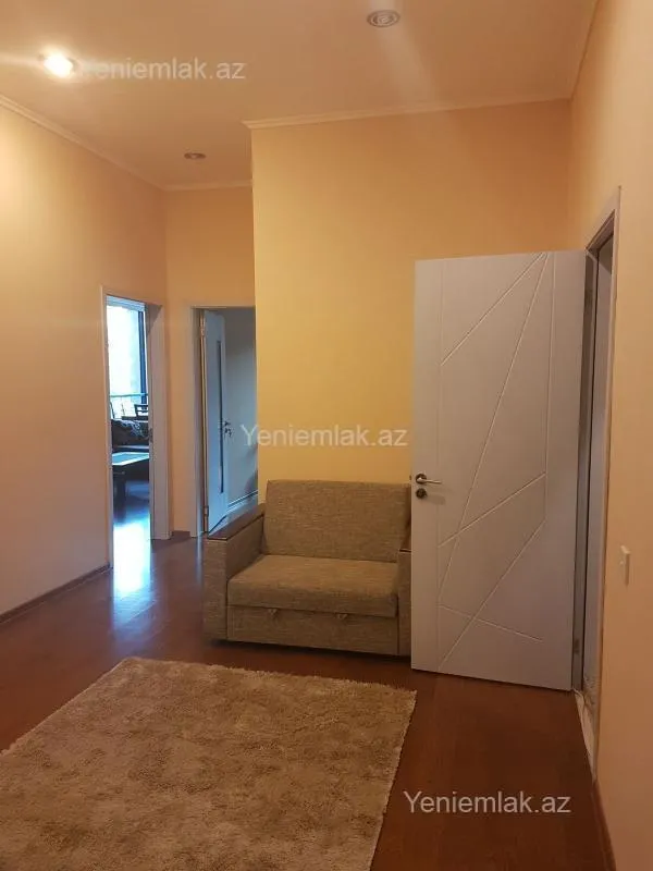 Satılır 2 otaqlı yeni tikili 96 m²