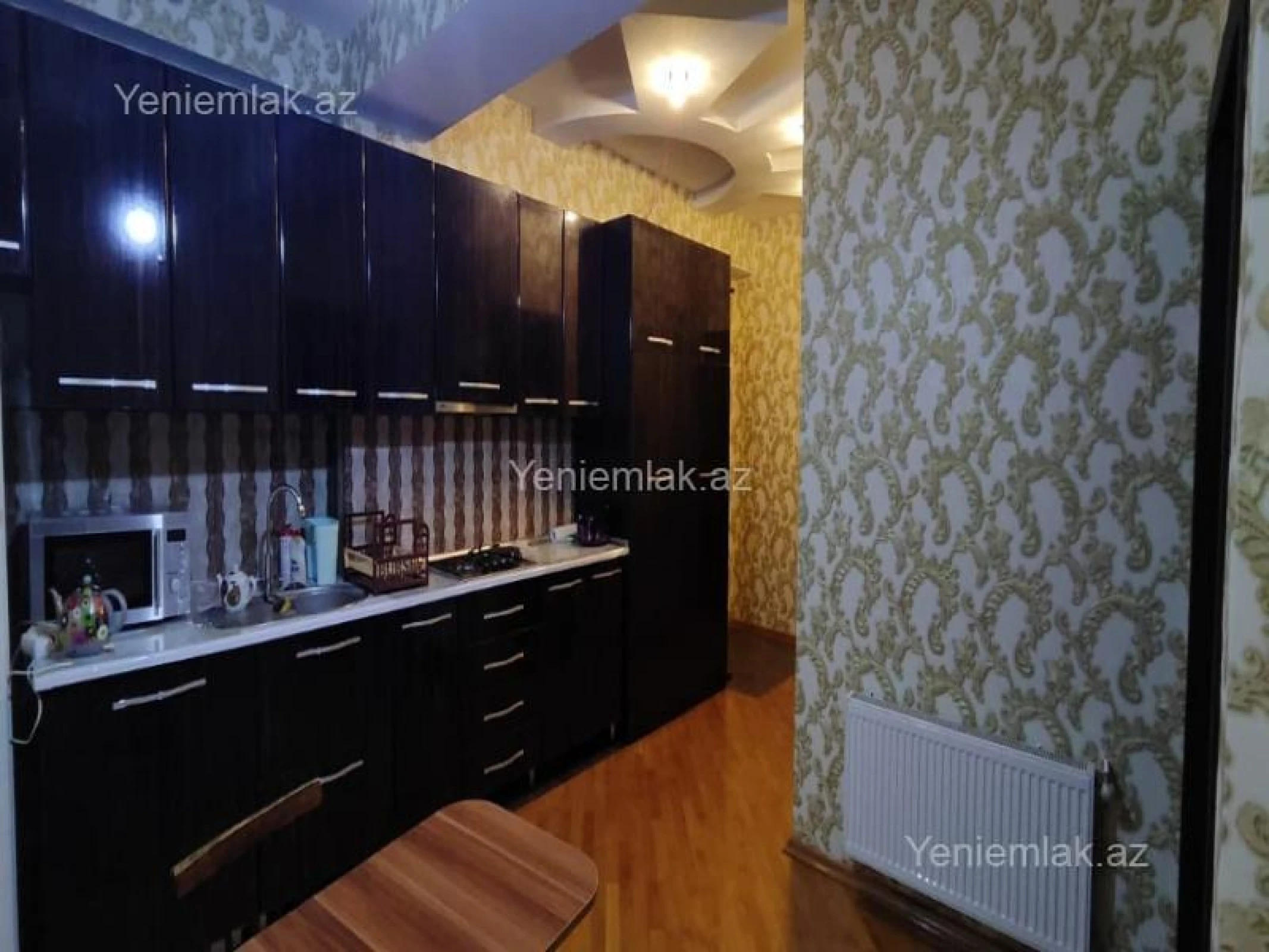 Satılır 3 otaqlı yeni tikili 120 m²