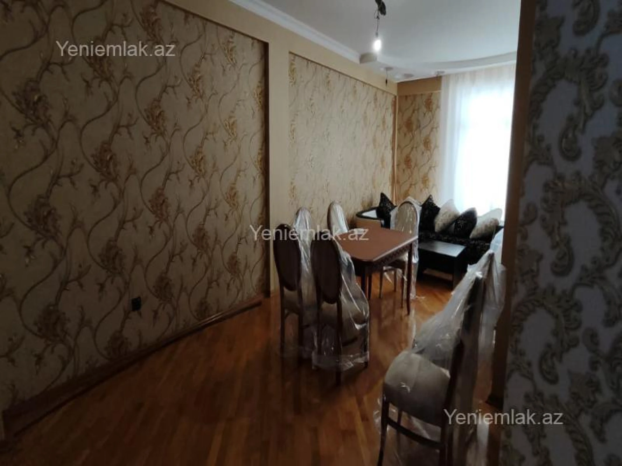 Satılır 3 otaqlı yeni tikili 120 m²