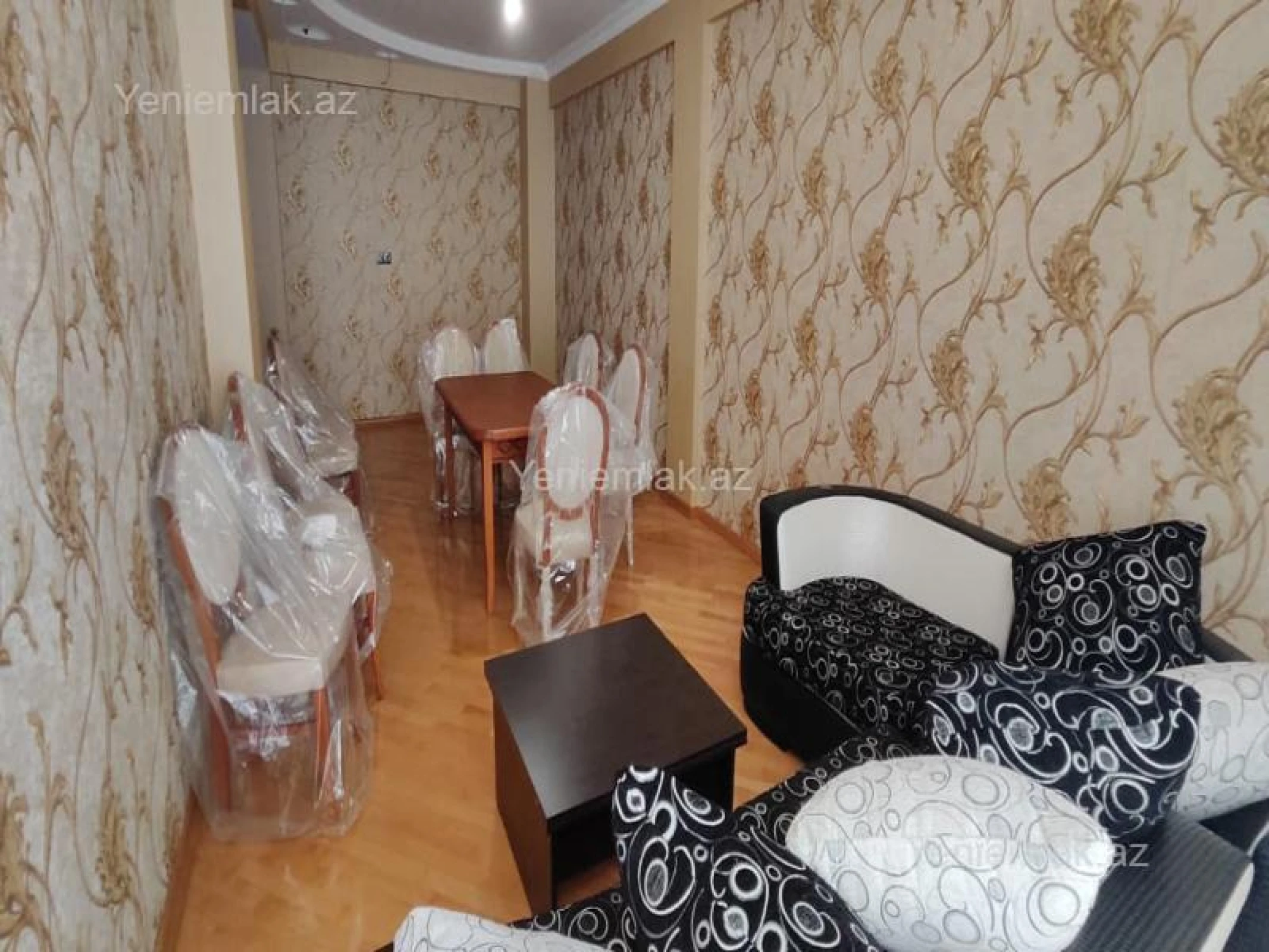 Satılır 3 otaqlı yeni tikili 120 m²