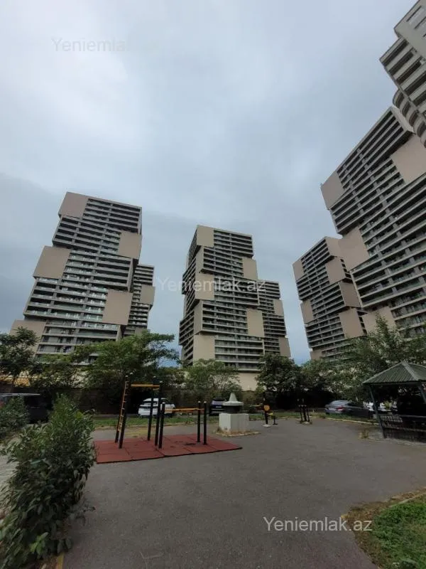 Satılır 4 otaqlı yeni tikili 148 m²