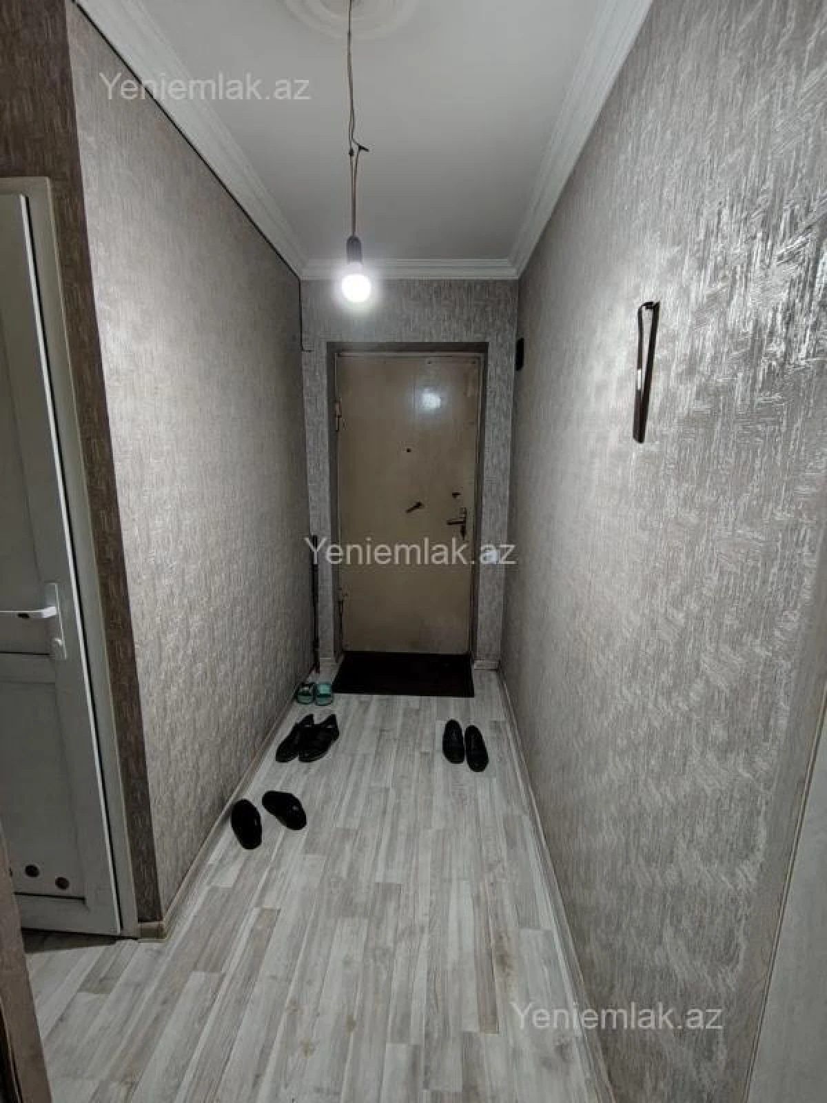 Satılır 2 otaqlı köhnə tikili 47 m²