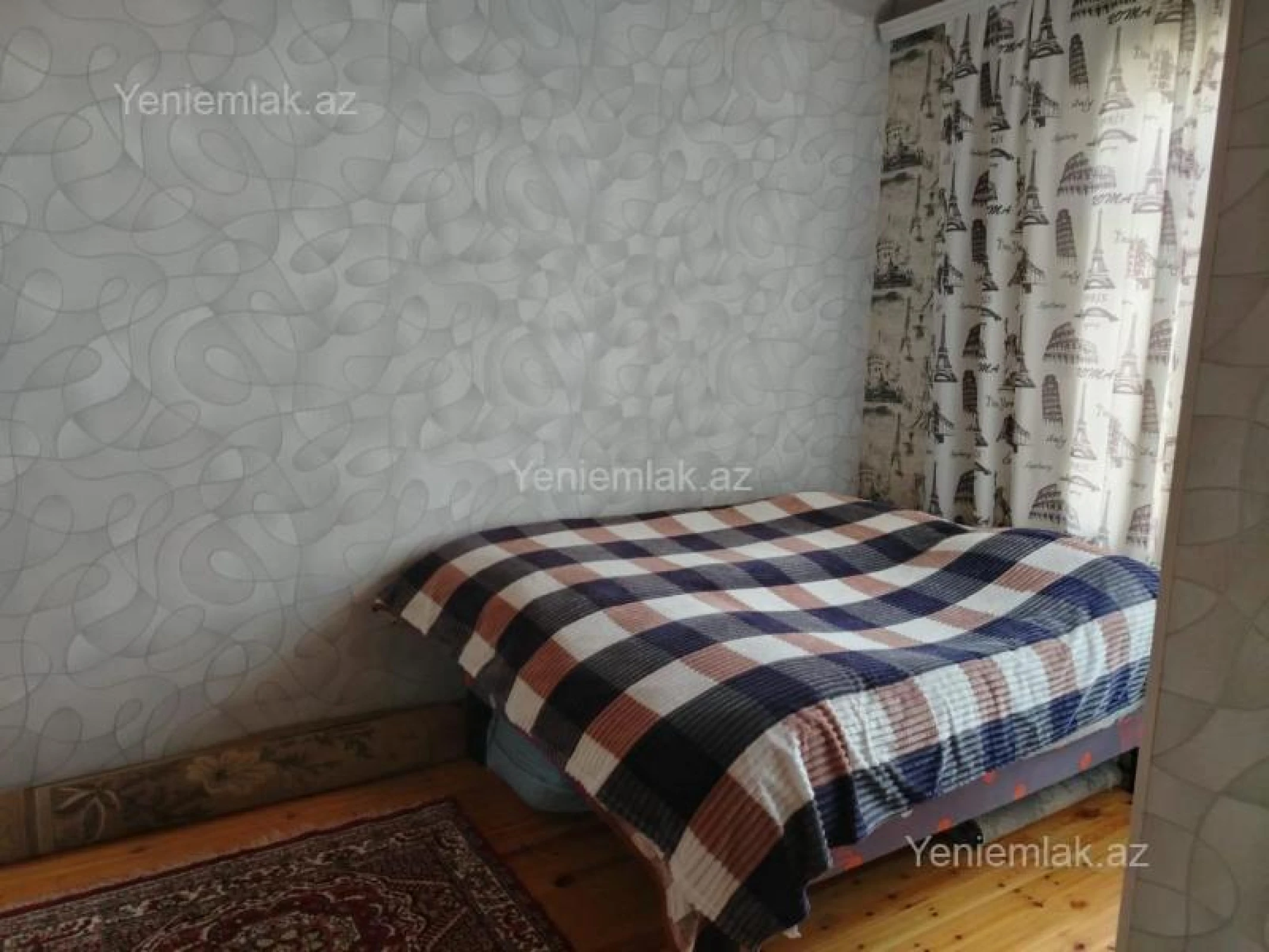 Satılır 4 otaqlı həyət evi 130 m²