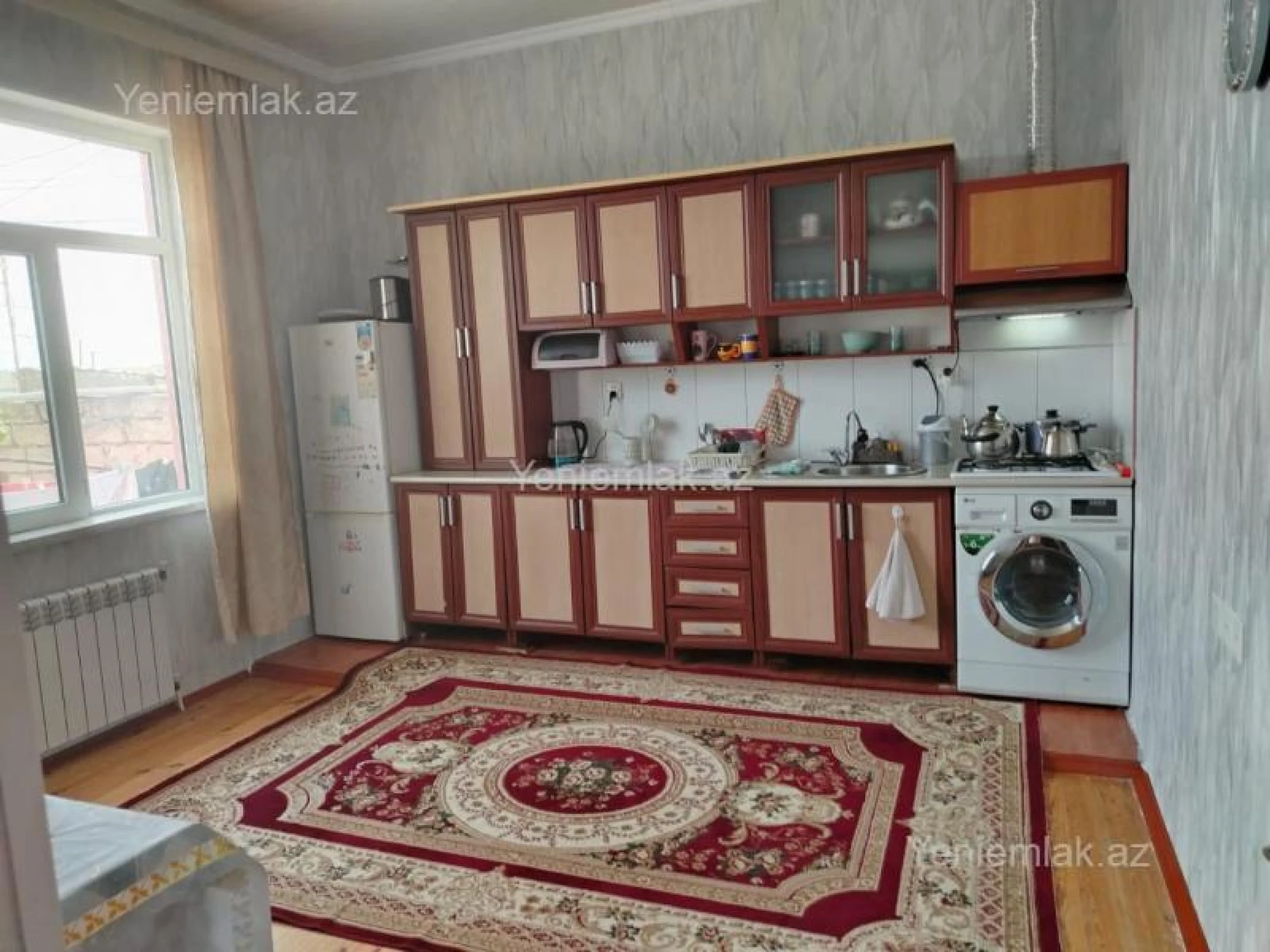 Satılır 4 otaqlı həyət evi 130 m²