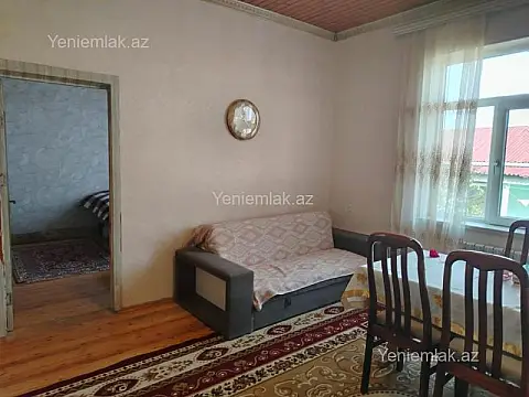 Satılır 4 otaqlı həyət evi 130 m²