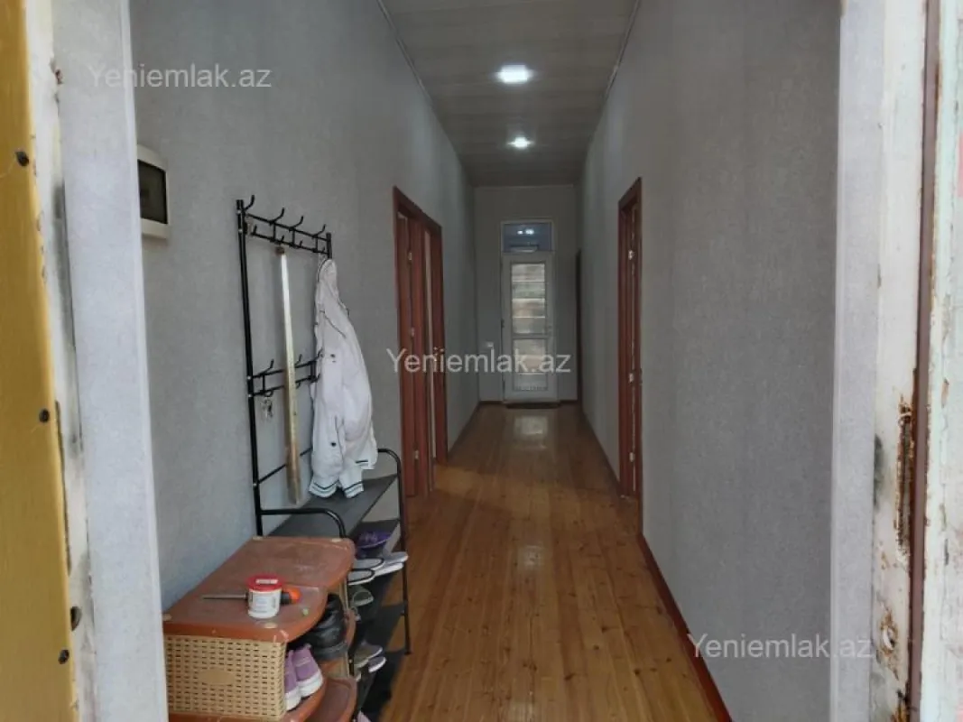Satılır 4 otaqlı həyət evi 130 m²