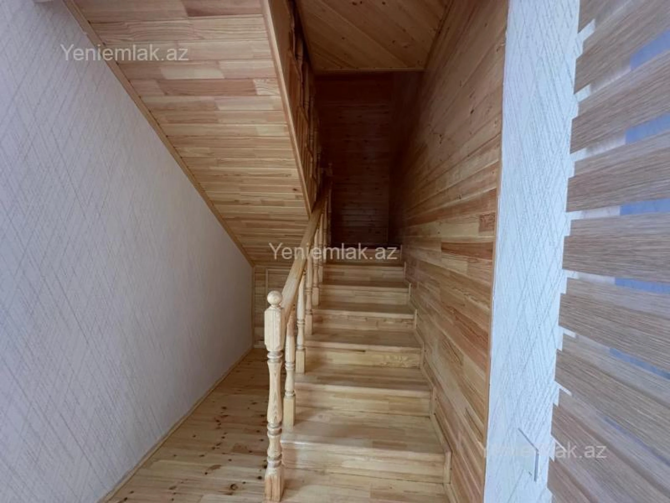 Satılır 4 otaqlı həyət evi 100 m²