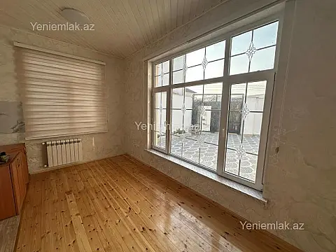 Satılır 4 otaqlı həyət evi 100 m²