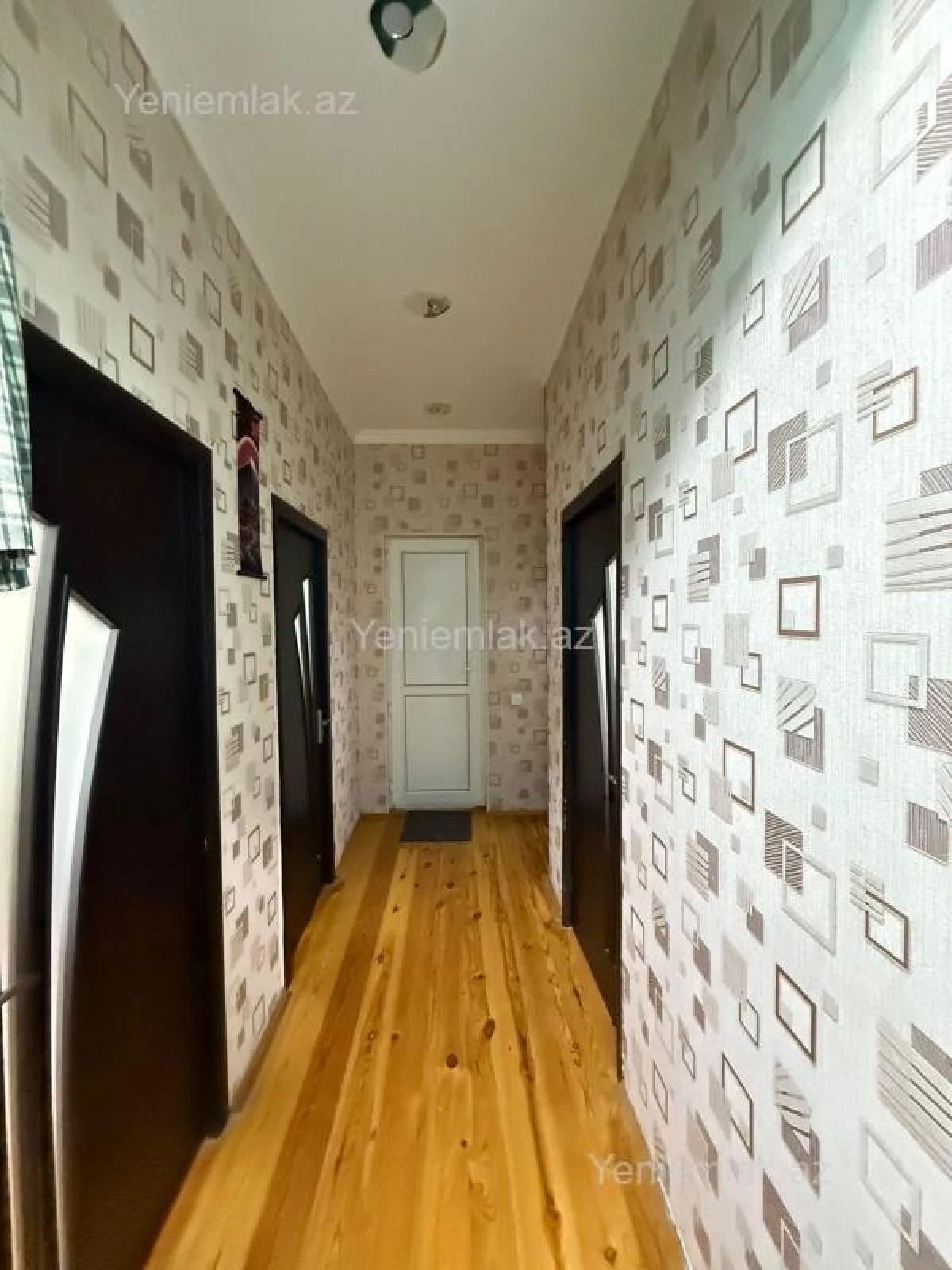 Satılır 4 otaqlı həyət evi 100 m²
