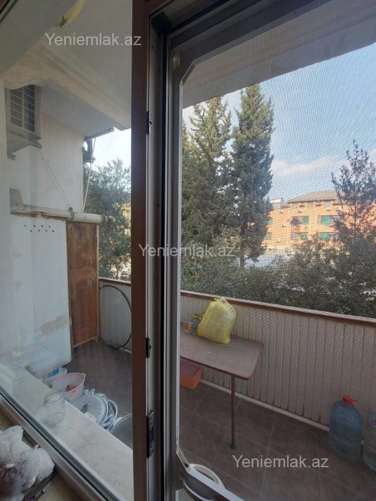 Satılır 2 otaqlı köhnə tikili 40 m²