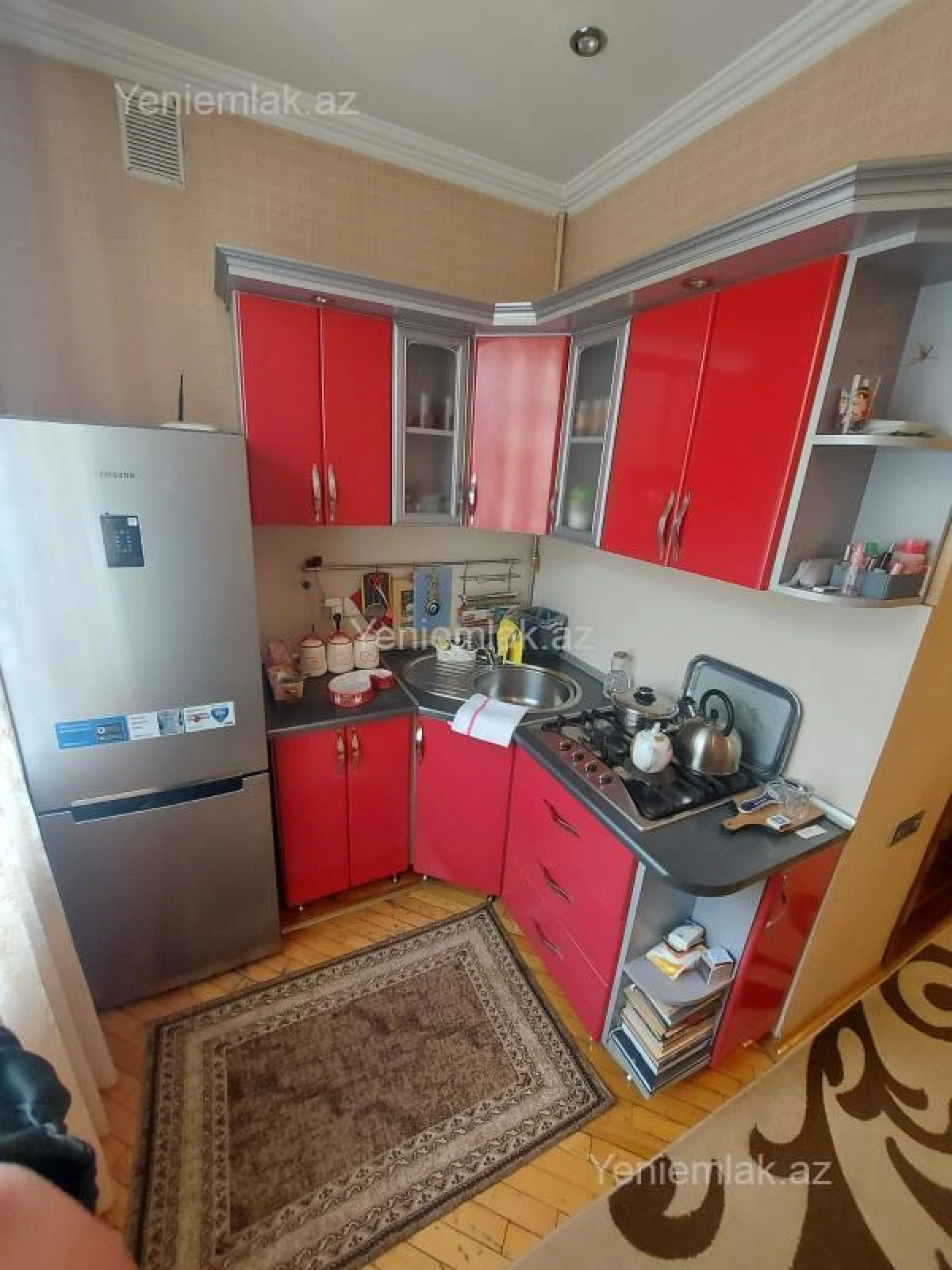 Satılır 2 otaqlı köhnə tikili 40 m²