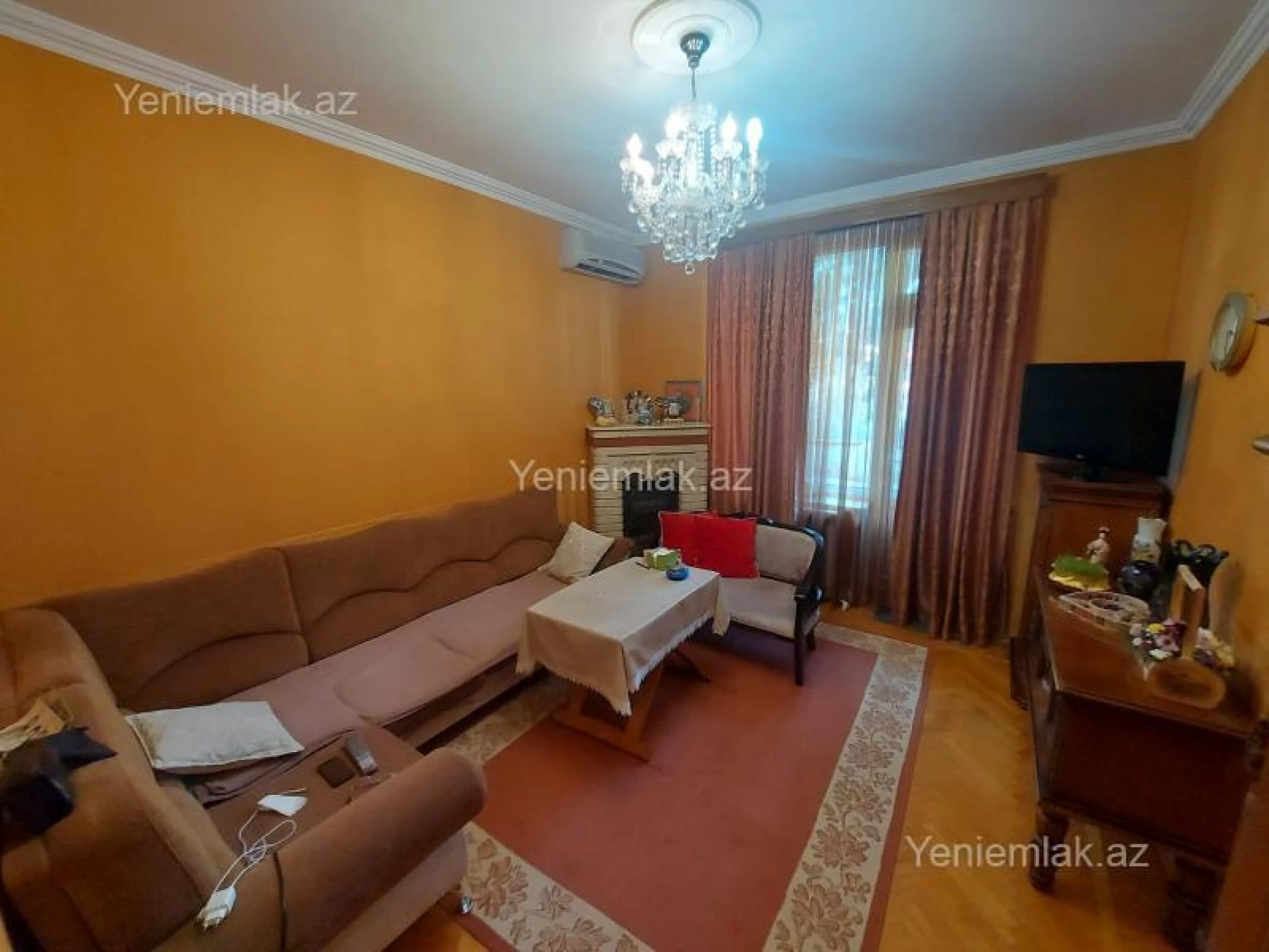 Satılır 2 otaqlı köhnə tikili 40 m²
