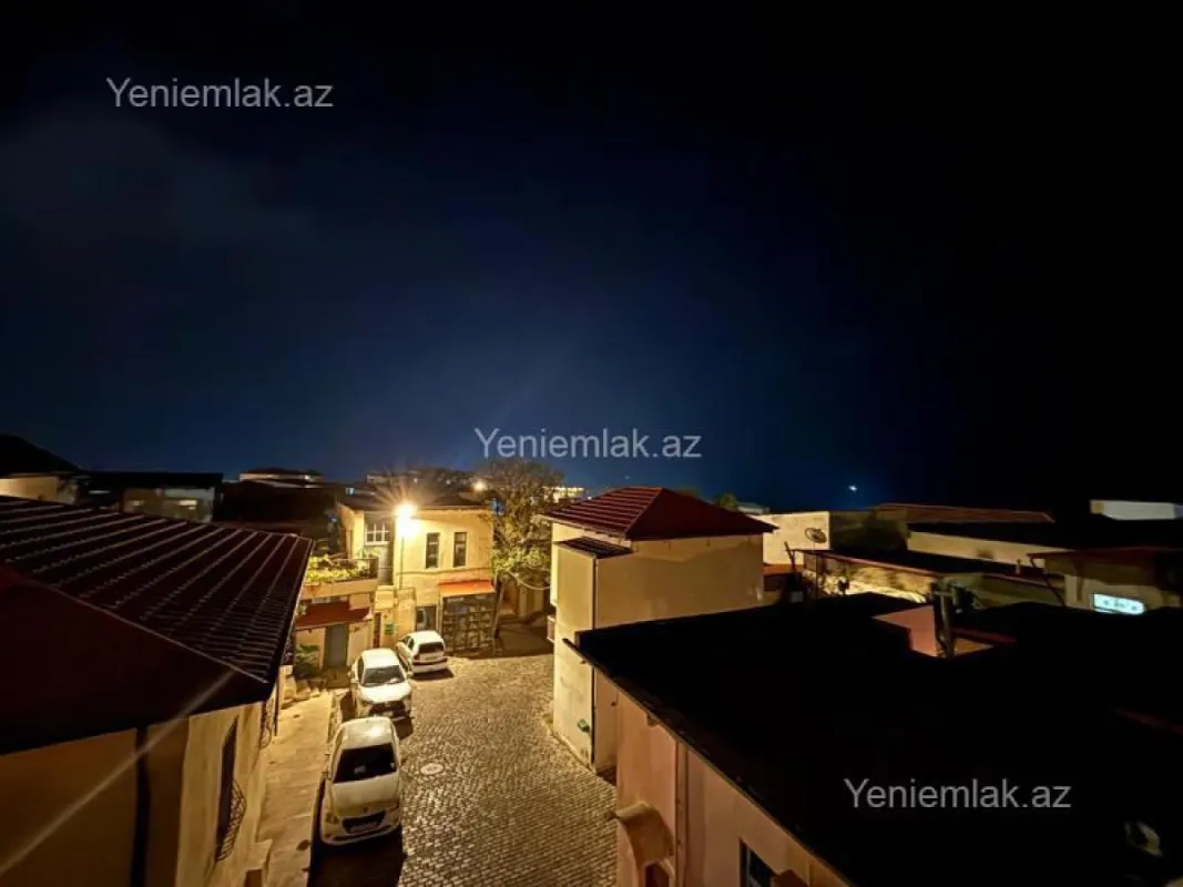 Satılır 2 otaqlı köhnə tikili 50 m²