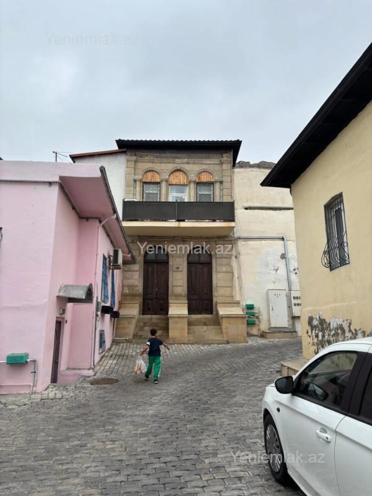 Satılır 2 otaqlı köhnə tikili 50 m²