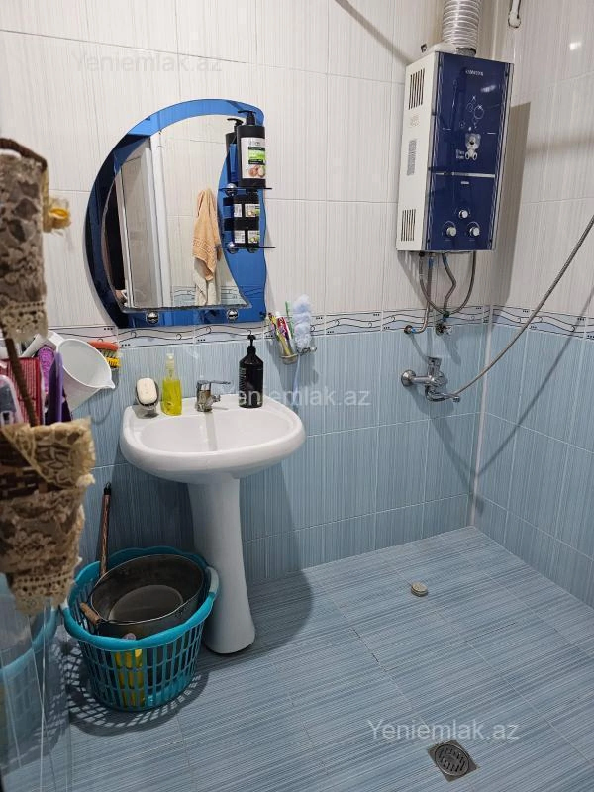 Satılır 2 otaqlı köhnə tikili 55 m²