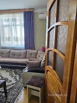 Satılır 2 otaqlı köhnə tikili 55 m²