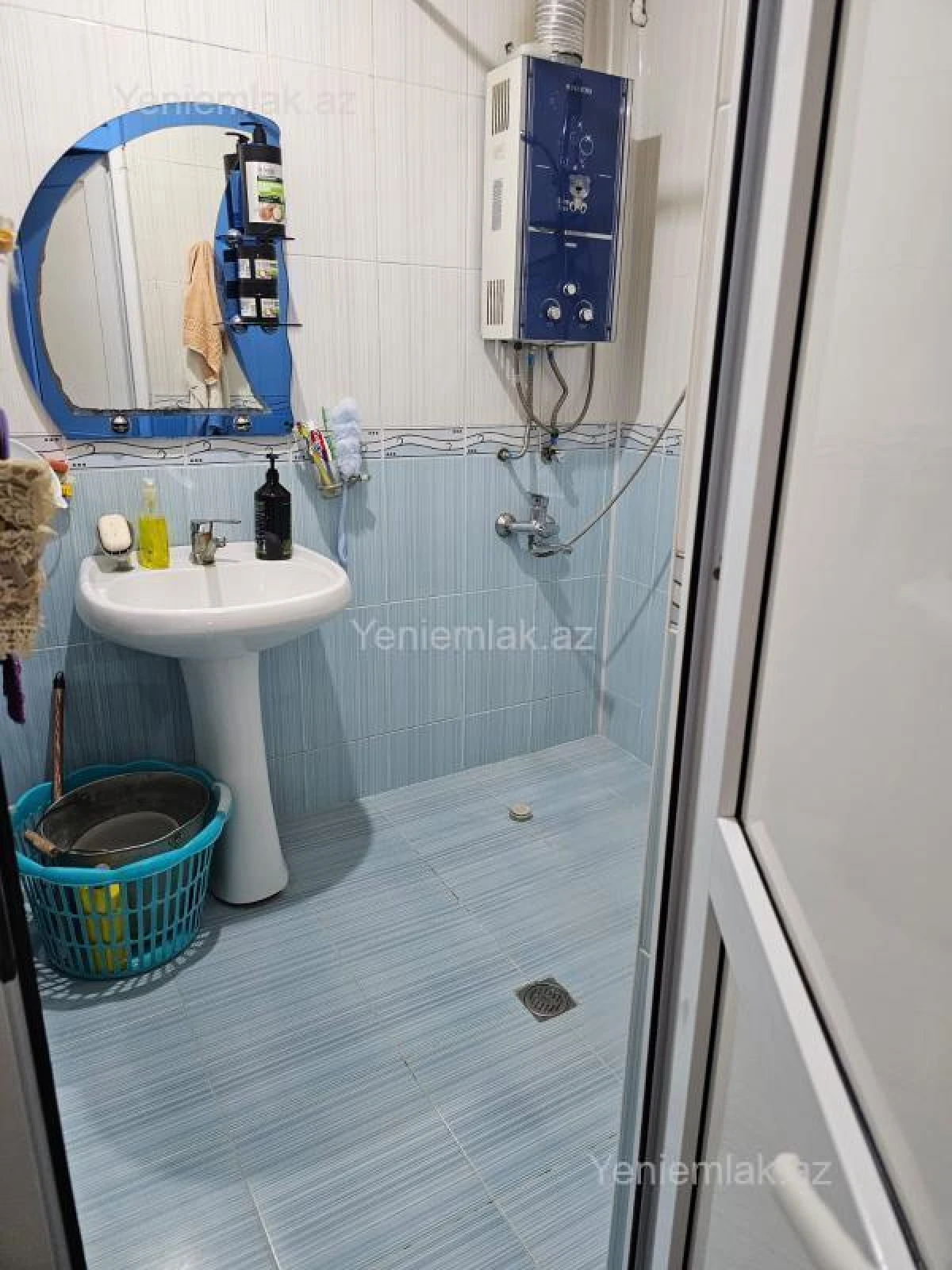 Satılır 2 otaqlı köhnə tikili 55 m²
