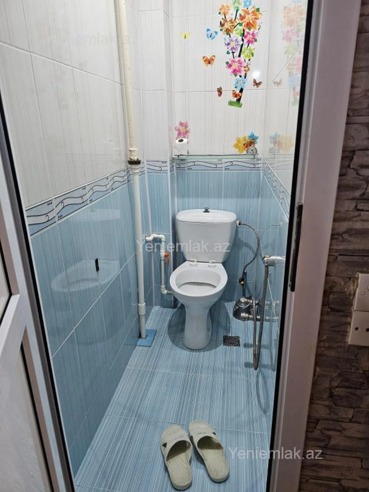 Satılır 2 otaqlı köhnə tikili 55 m²