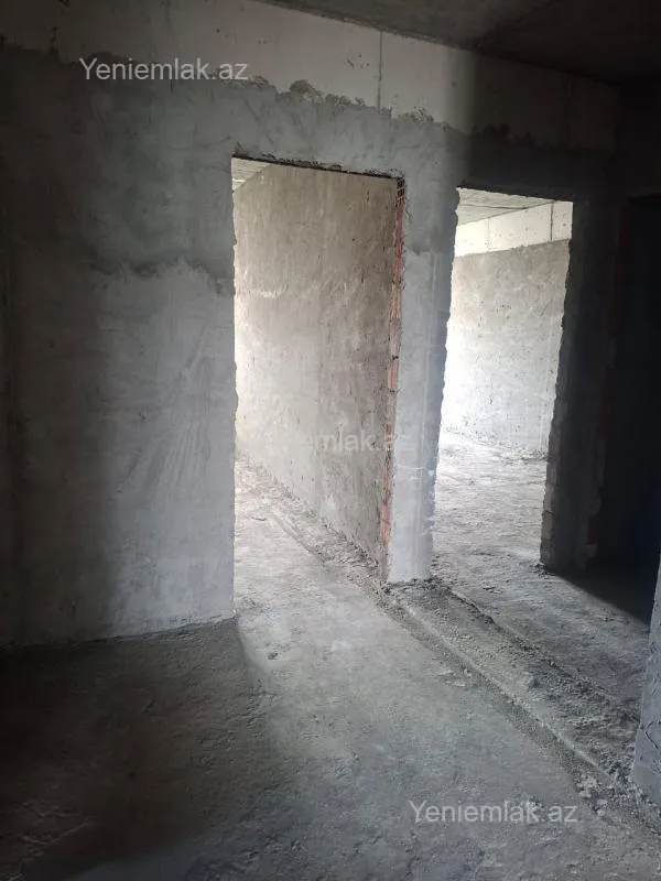 Kirayə verilir 2 otaqlı yeni tikili 101 m²