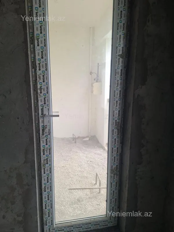 Kirayə verilir 2 otaqlı yeni tikili 101 m²