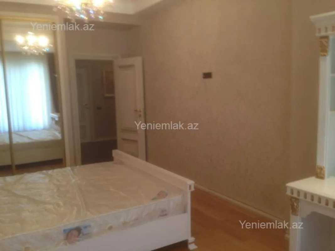 Satılır 4 otaqlı yeni tikili 170 m²