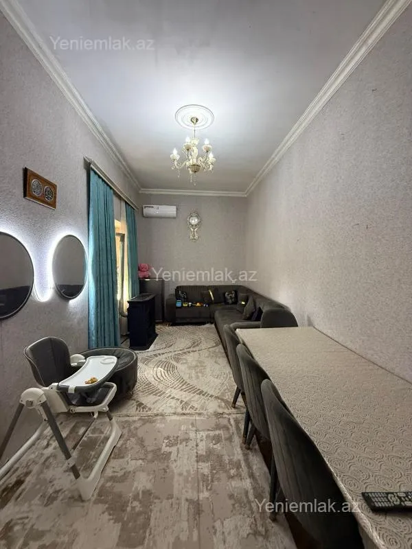 Satılır 3 otaqlı köhnə tikili 100 m²